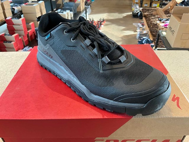 Specialized rime flat fietsschoen - maat: 43 - afbeelding 2 van  5