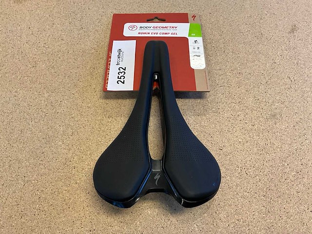 Specialized romin evo comp gel zadel - 155mm - afbeelding 1 van  3