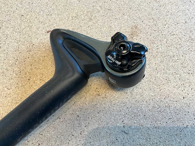 Specialized s-works cg-r 27.2x400 carbon zadelpen - afbeelding 2 van  5