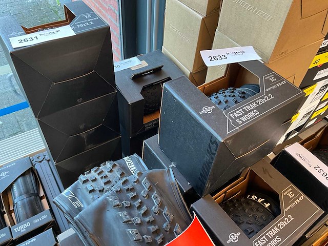 Specialized s-works fast trak fietsband - 29x2.2 (3x) - afbeelding 4 van  4