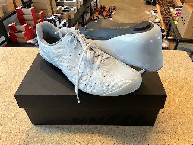 Specialized s-works torch lace fietsschoen - maat: 44 - afbeelding 1 van  5