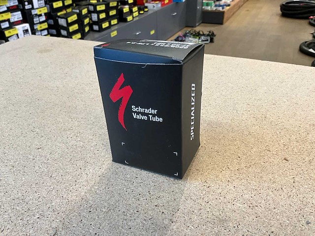 Specialized schrader 650b/27.5x1.75-2.4 47-60x584 ventiel 40mm binnenband (9x) - afbeelding 1 van  2