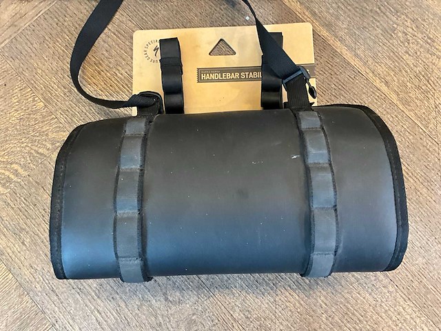 Specialized zadel -en stuurtas (2x) - afbeelding 2 van  6