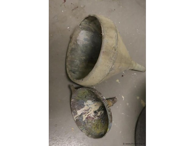 Speciekuipen & trechter - afbeelding 2 van  4