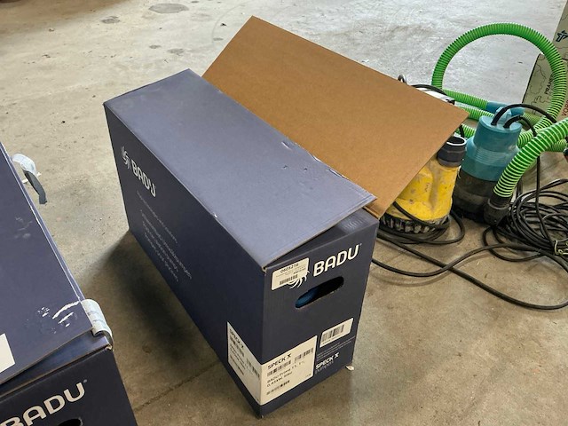 Speck badu prime 11 gebruikte zwembadpomp - afbeelding 1 van  6