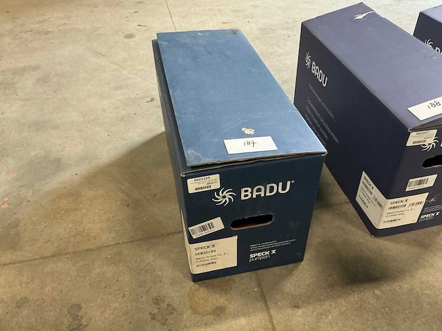 Speck badu prime 20 gebruikte zwembadpomp - afbeelding 1 van  4