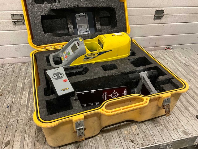 Spectra dg511 bouwlaser rioollaser - afbeelding 1 van  3