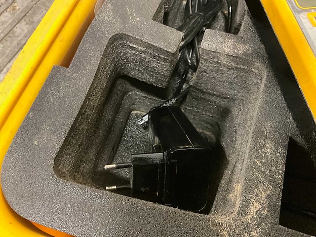 Spectra dg613 bouwlaser rioollaser - afbeelding 6 van  8