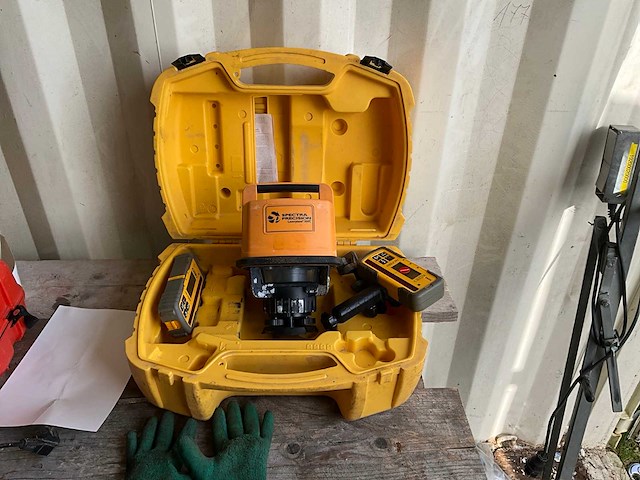 Spectra laserplane 500c bouwlaser - afbeelding 1 van  6