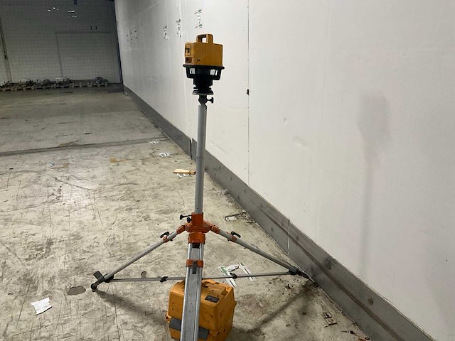 Spectra laserplane 650 bouwlaser - afbeelding 3 van  10