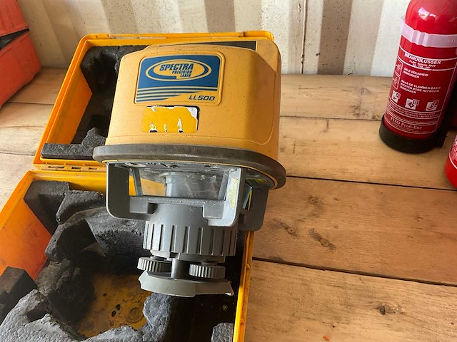 Spectra laserplane220 bouwlaser - afbeelding 3 van  4