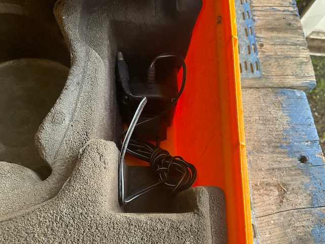 Spectra laserplane220 bouwlaser - afbeelding 4 van  5