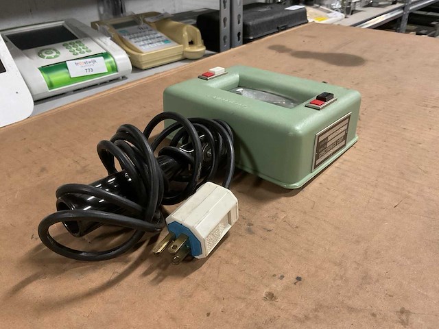 Spectroline q-22 light diagnostic examinat - afbeelding 2 van  6