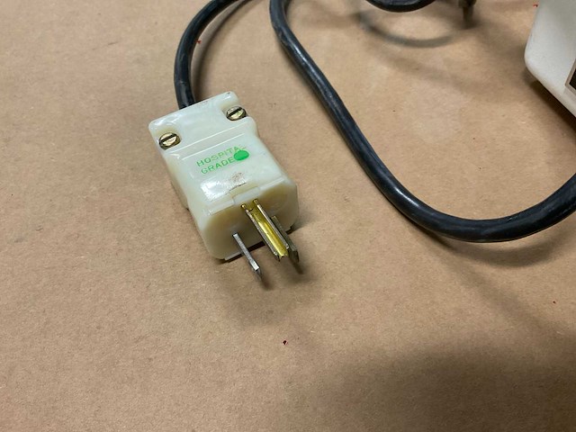 Spectroline ultraviolet light - afbeelding 4 van  4