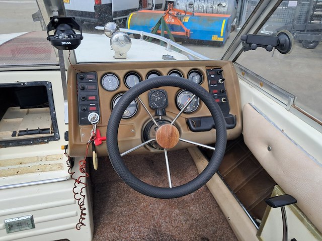 Speedboot, glastron, bayflite v-174 - afbeelding 16 van  60
