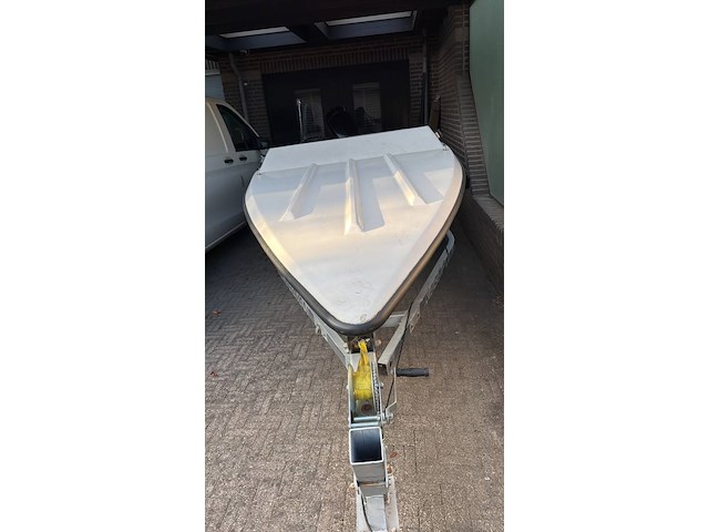 Speedboot inclusief met mercury 90 pk motor g-craft, 5400 ss - afbeelding 7 van  13