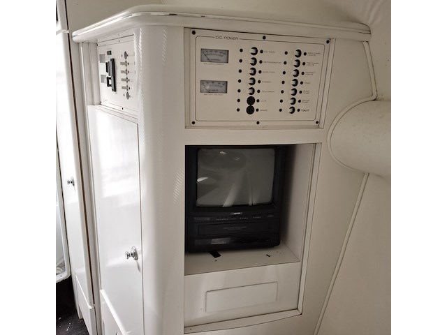 Speedboot met trailer, baja, 38 special - afbeelding 22 van  51