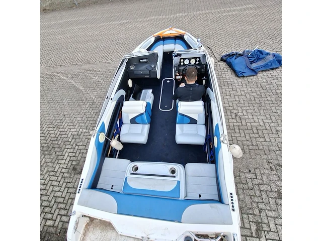 Speedboot met trailer, bayliner, 1850 capri bowride, 1992 - afbeelding 6 van  63