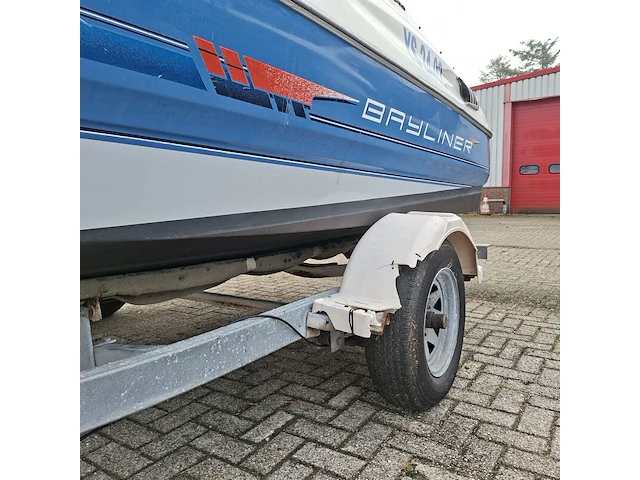 Speedboot met trailer, bayliner, 1850 capri bowride, 1992 - afbeelding 16 van  63