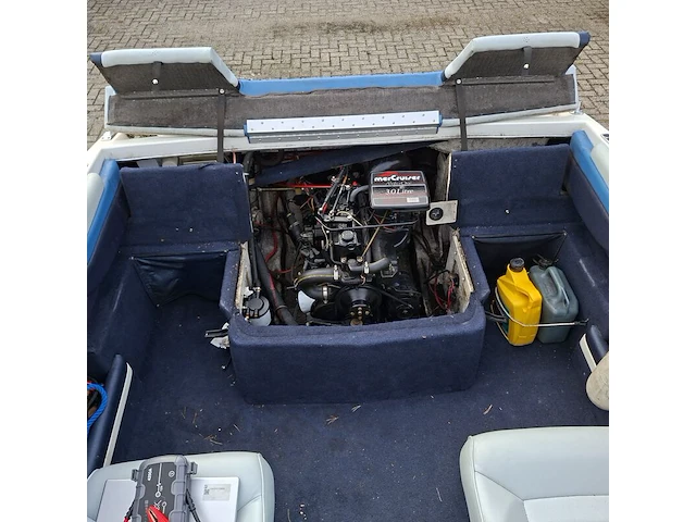 Speedboot met trailer, bayliner, 1850 capri bowride, 1992 - afbeelding 36 van  63