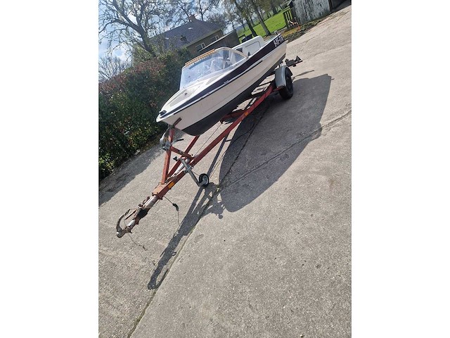 Speedboot met trailer - afbeelding 9 van  9