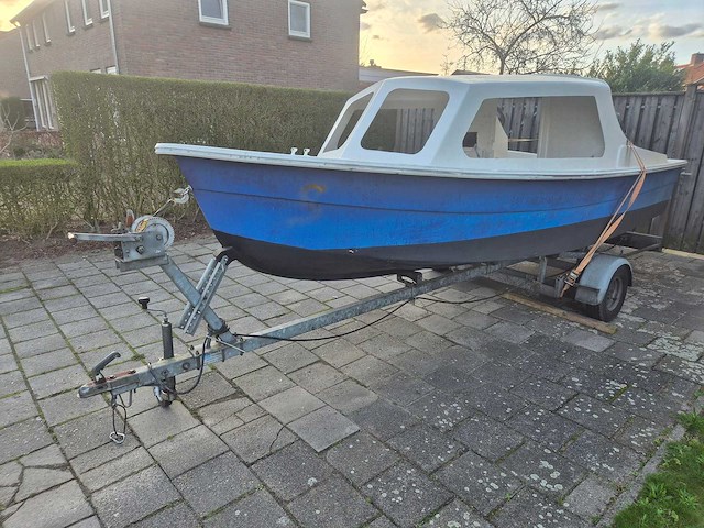 Speedboot - afbeelding 2 van  5