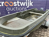 Speedboot - afbeelding 7 van  9