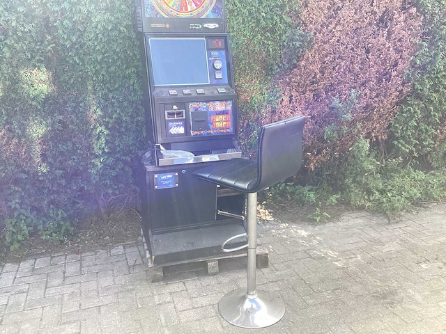 Speelautomaat “super joker” met kruk - afbeelding 1 van  16