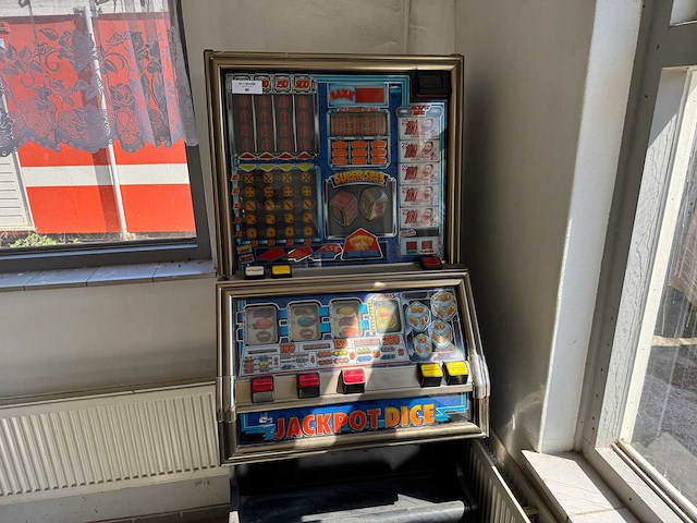 Speelautomaat - afbeelding 1 van  3