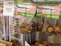 Speelgeld aan vier haken home plus shopping. - afbeelding 2 van  2
