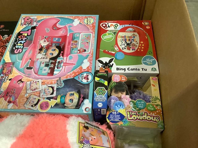 Speelgoed - o.a lego , star wars en pokemon - afbeelding 7 van  8