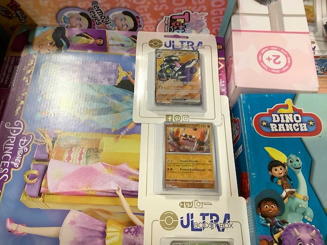 Speelgoed - o.a my little pony , star wars en pokemon - afbeelding 3 van  8