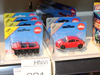 Speelgoed auto's in diverse uitvoeringen w.o. zesmaal agro adventure. - afbeelding 1 van  2