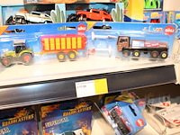 Speelgoed auto's in diverse uitvoeringen w.o. zesmaal agro adventure. - afbeelding 2 van  2