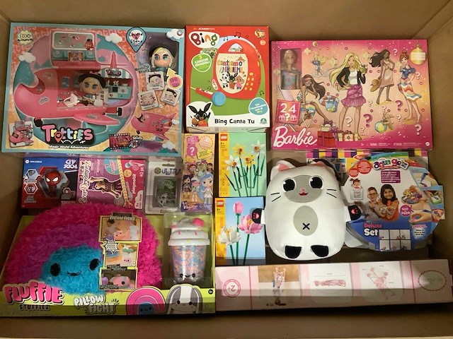 Speelgoed nieuw met o.a lego en pokemon - afbeelding 1 van  8