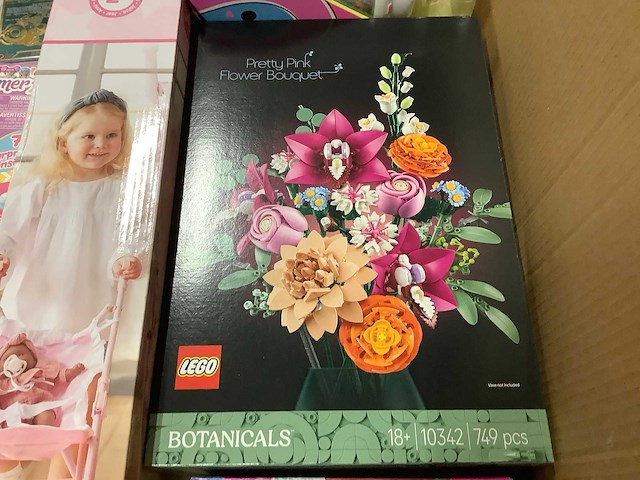 Speelgoed o.a lego, star wars en pokemon - afbeelding 4 van  8