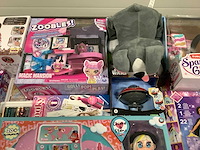 Speelgoed o.a lego, star wars en pokemon - afbeelding 4 van  7