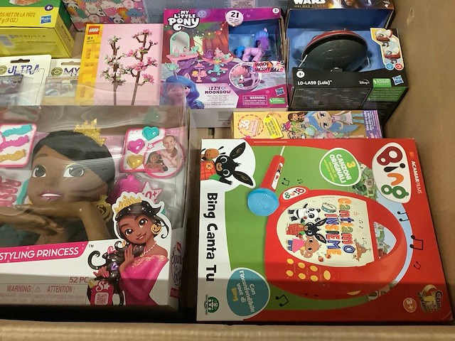 Speelgoed o.a lego, star wars en pokemon - afbeelding 5 van  8