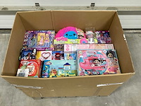 Speelgoed o.a lego, star wars en pokemon - afbeelding 1 van  8