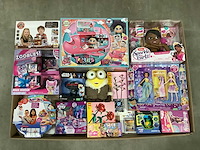 Speelgoed o.a lego, star wars en pokemon - afbeelding 1 van  7