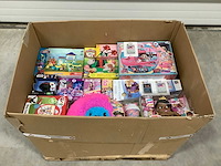 Speelgoed o.a lego, star wars en pokemon - afbeelding 1 van  8