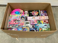 Speelgoed o.a lego, star wars en pokemon - afbeelding 1 van  8