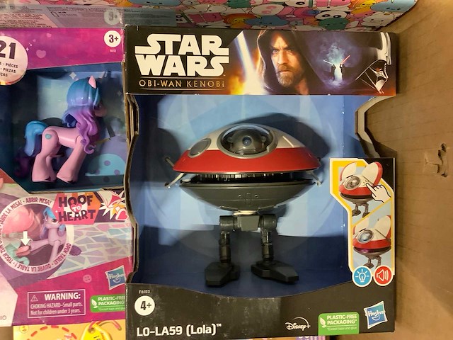 Speelgoed o.a lego, star wars en pokemon - afbeelding 2 van  8