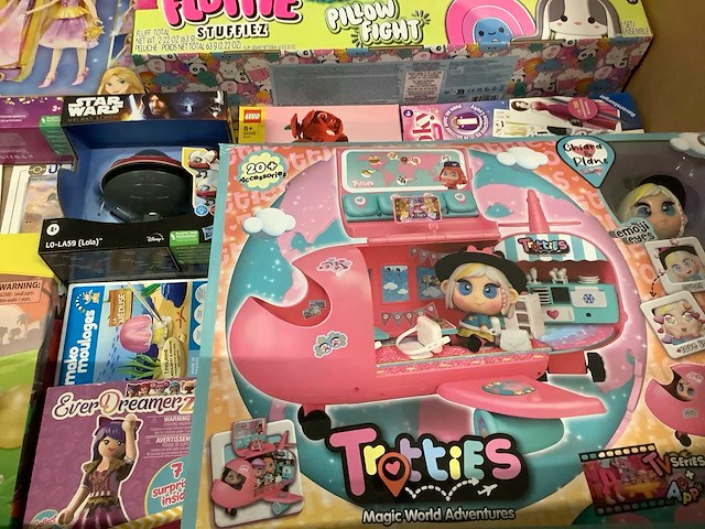 Speelgoed o.a lego, star wars en pokemon - afbeelding 6 van  8