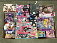 Speelgoed o.a lego, star wars en pokemon - afbeelding 1 van  7