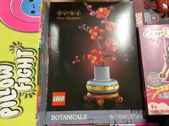 Speelgoed o.a lego, star wars en pokemon - afbeelding 3 van  8