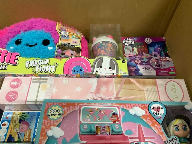 Speelgoed o.a lego, star wars en pokemon - afbeelding 5 van  8