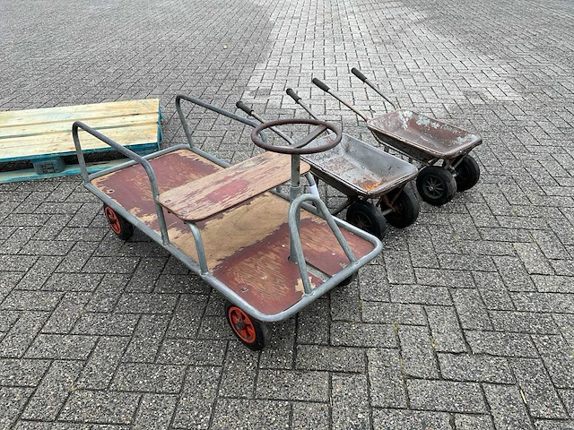 Speelgoed - afbeelding 4 van  6