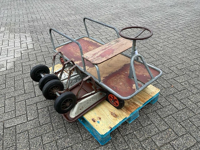 Speelgoed - afbeelding 2 van  6