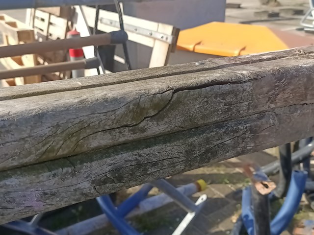 Speelhuis met attributen , kompan - afbeelding 3 van  12